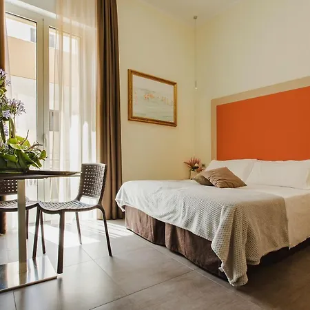 33 Baroni Hotel