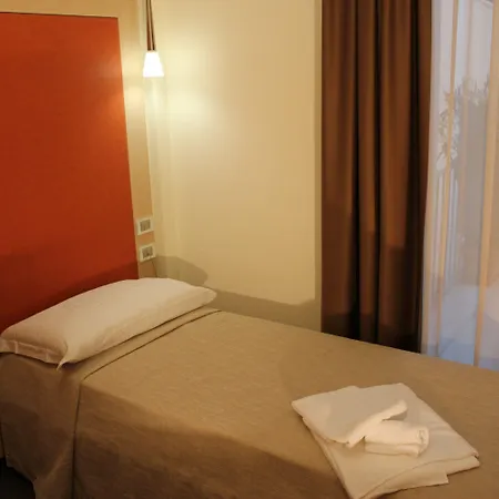 33 Baroni Hotell Gallipolli