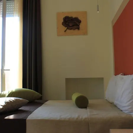 33 Baroni Hotell Gallipolli